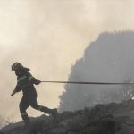 Βρέθηκαν υπολείμματα φωτοβολίδας- Έρευνες ΔΑΕΕ- ΕΛΑΣ για τον εντοπισμό των δραστών