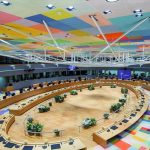 Οι Βρυξέλλες καλούν τους 27 να συντονίσουν τους κυκλοφοριακούς περιορισμούς